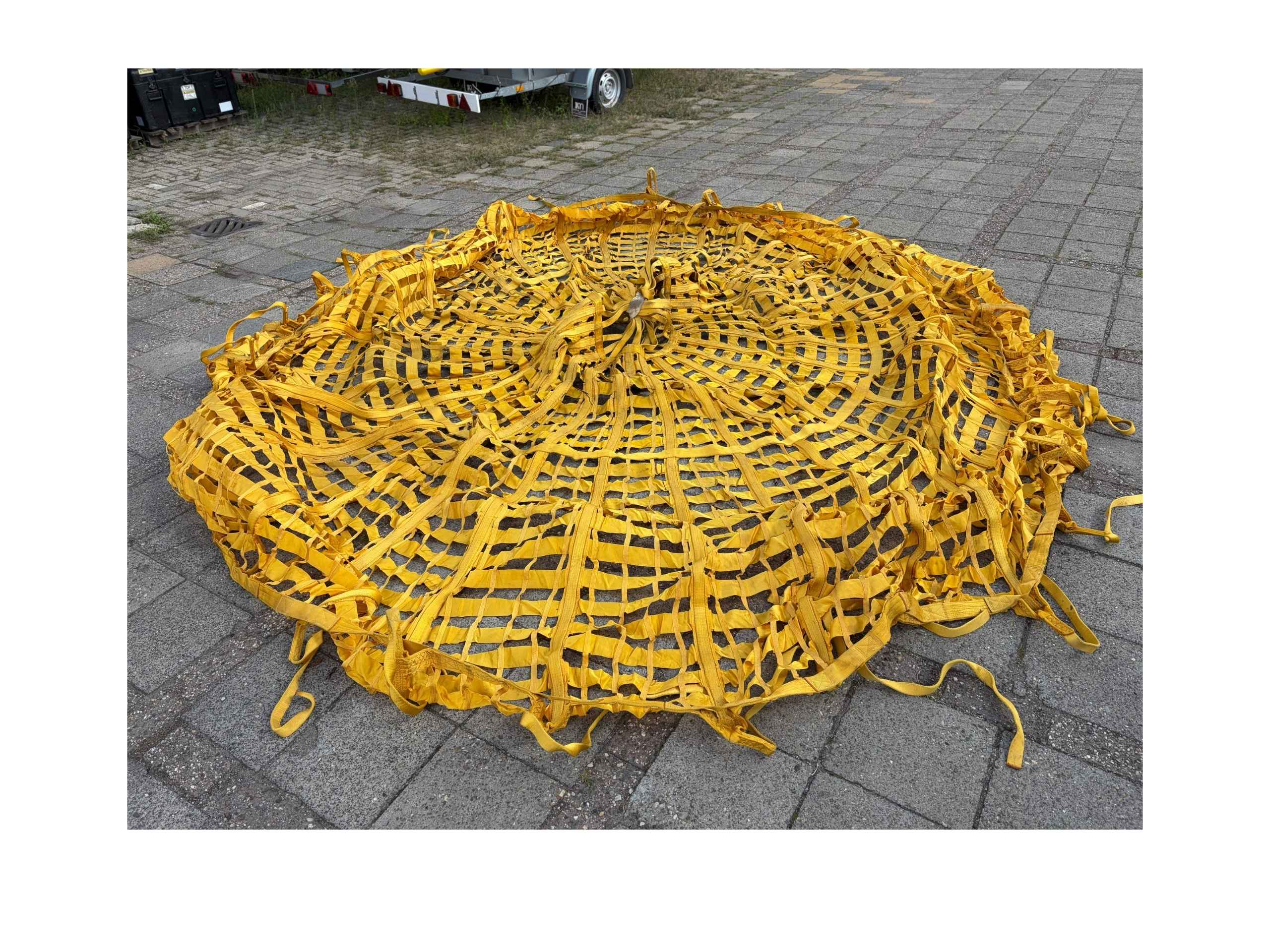 Originele militaire remparachute geel – ca. 4,5 meter