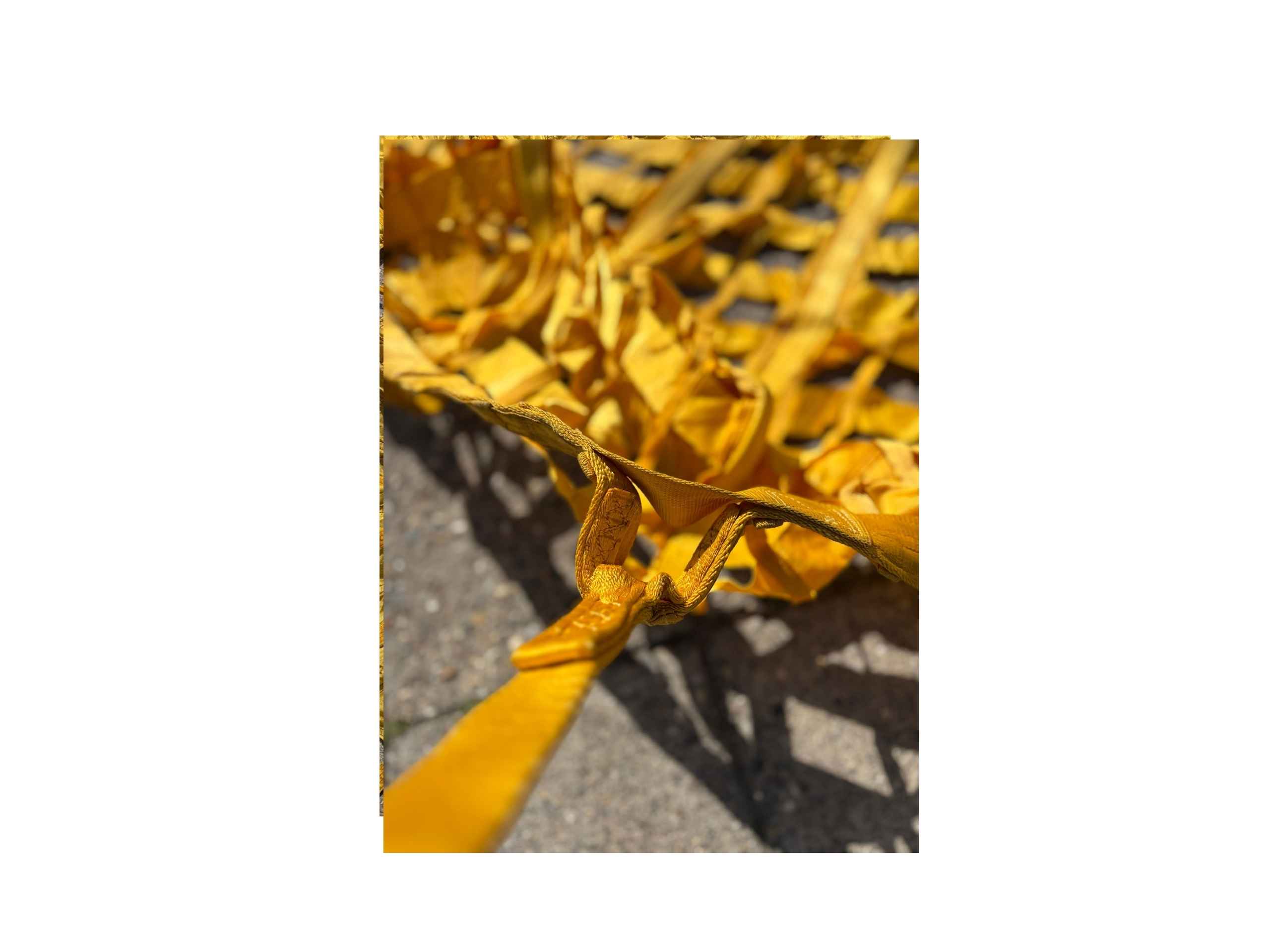 Originele militaire remparachute geel – ca. 4,5 meter - Afbeelding 3